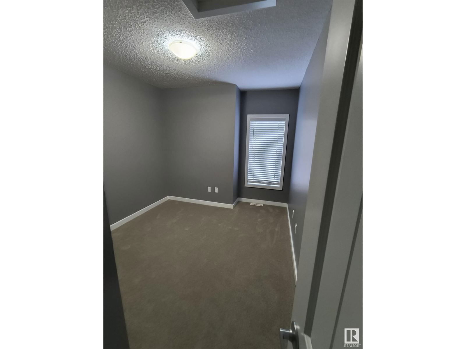 #23 - 655 WATT BV Image 13