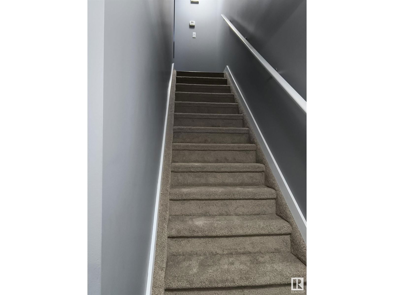 #23 - 655 WATT BV Image 5