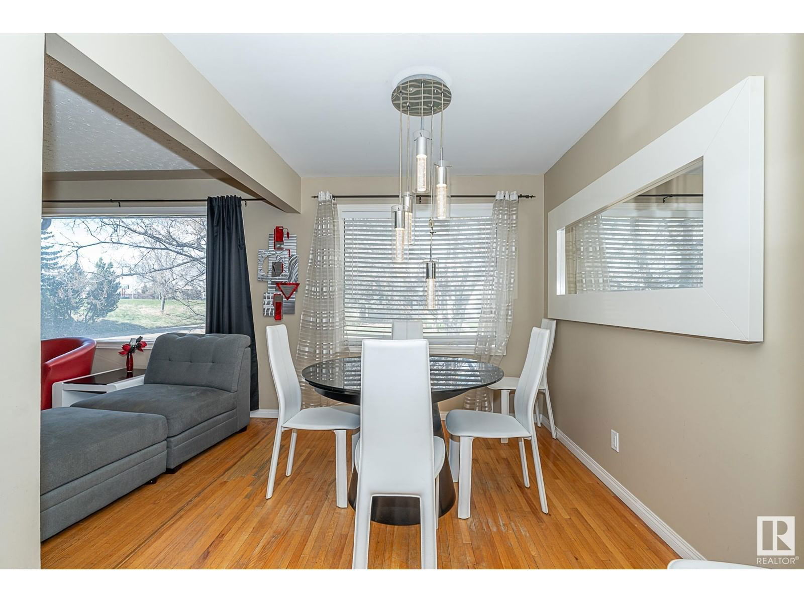Nw - 16533 105a Av Edmonton, Alberta