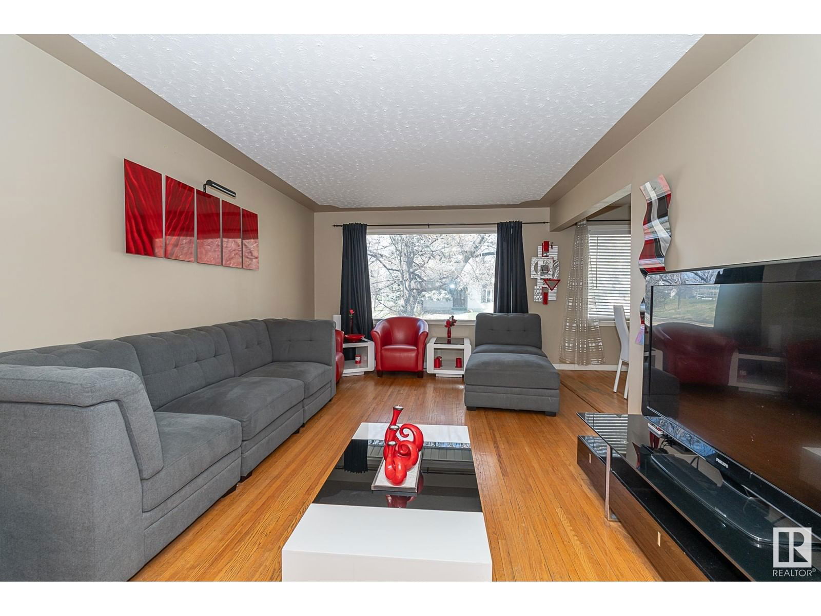 Nw - 16533 105a Av Edmonton, Alberta
