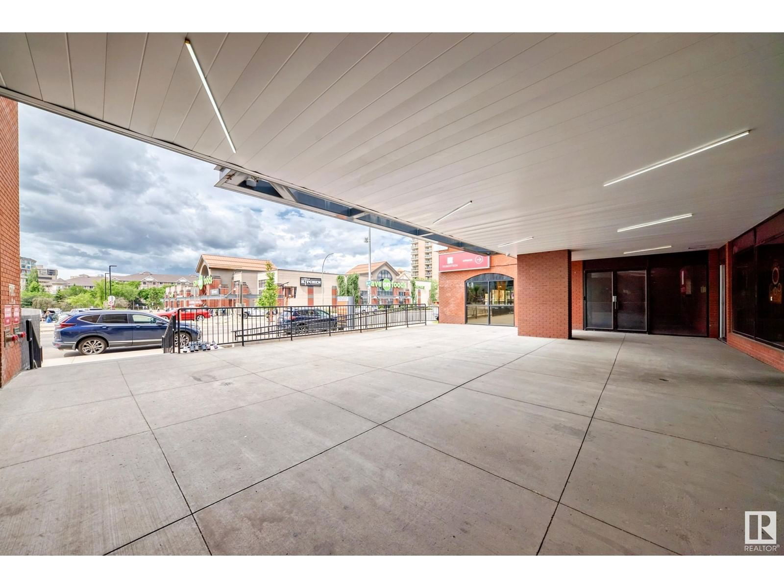 407 - 10145 109 ST Image 36