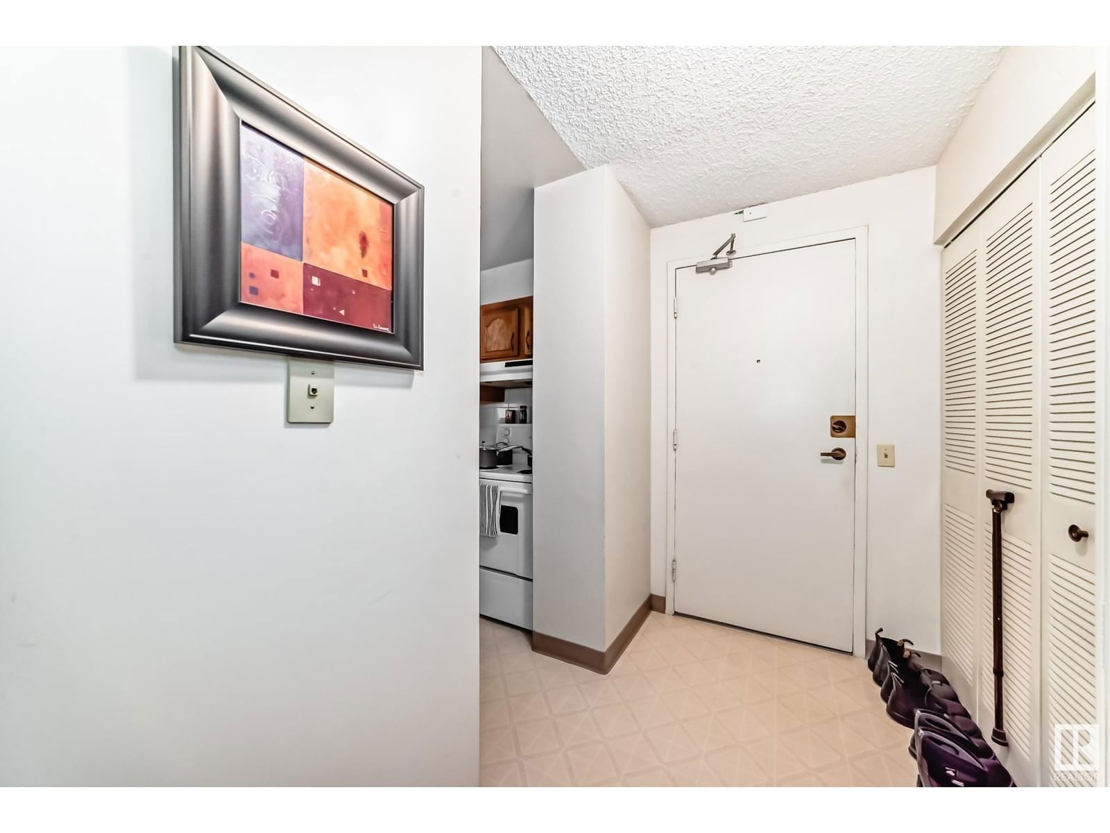 407 - 10145 109 ST Image 7