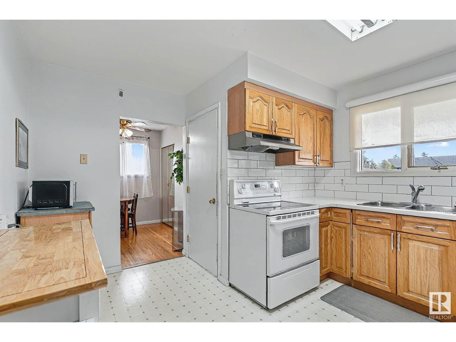 10507 134a Av Edmonton, Alberta