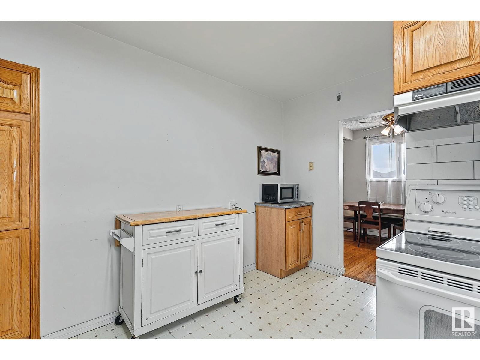 10507 134a Av Edmonton, Alberta