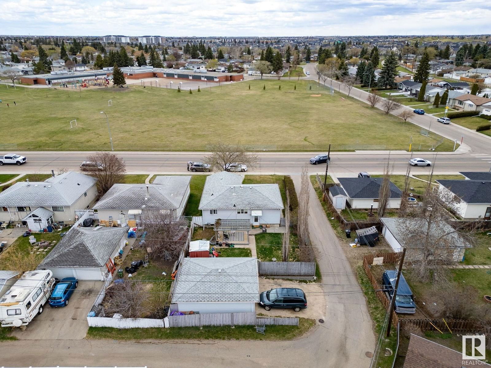 10507 134a Av Edmonton, Alberta