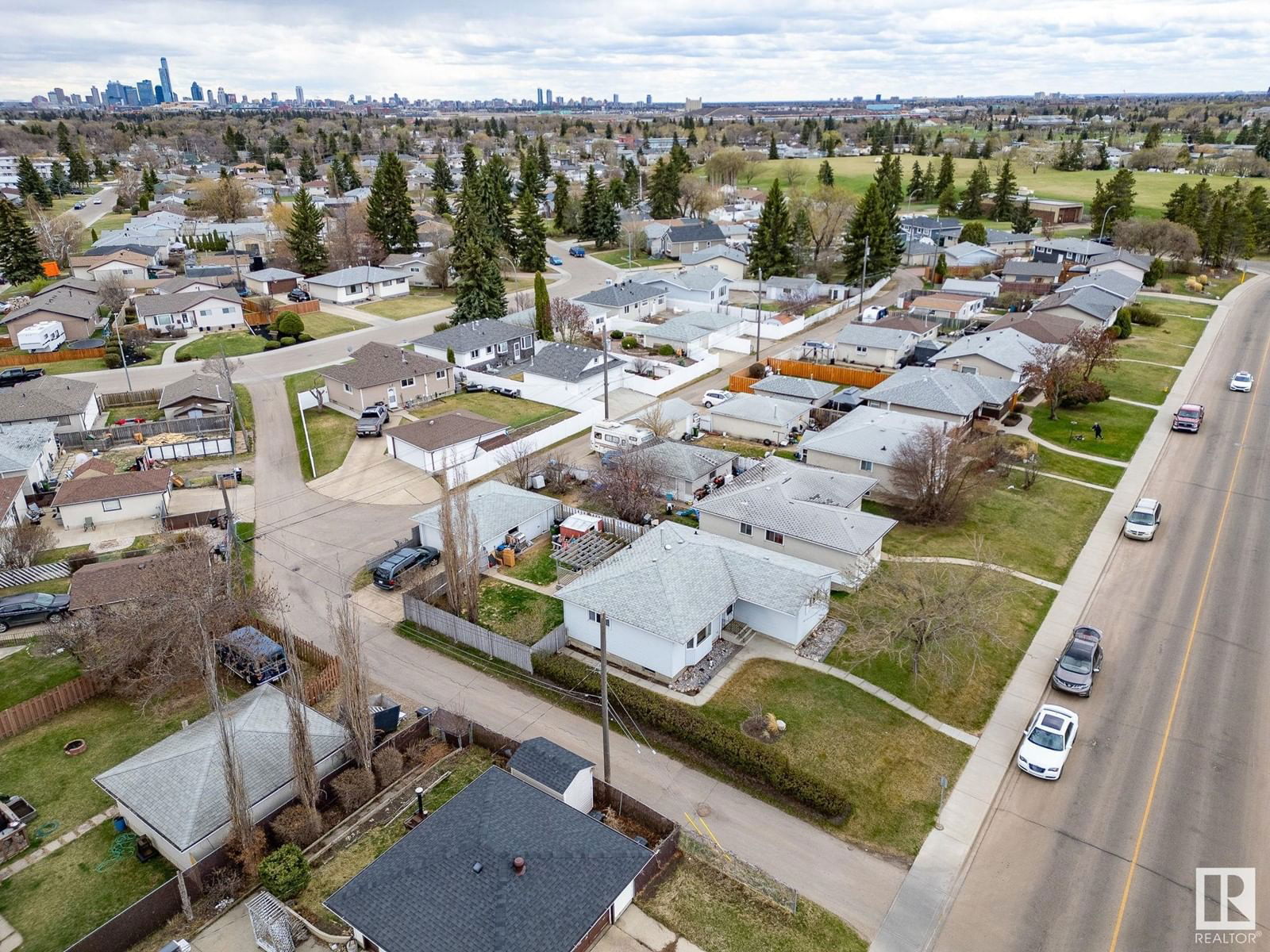 10507 134a Av Edmonton, Alberta