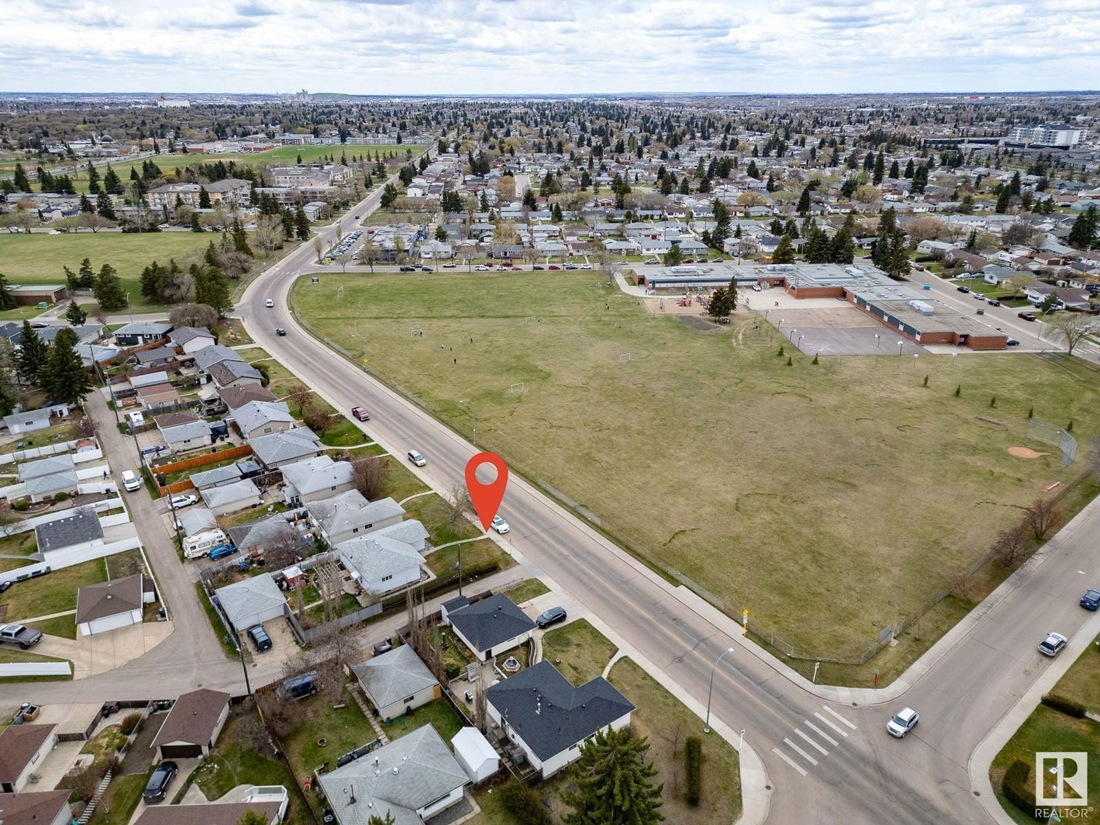 10507 134a Av Edmonton, Alberta