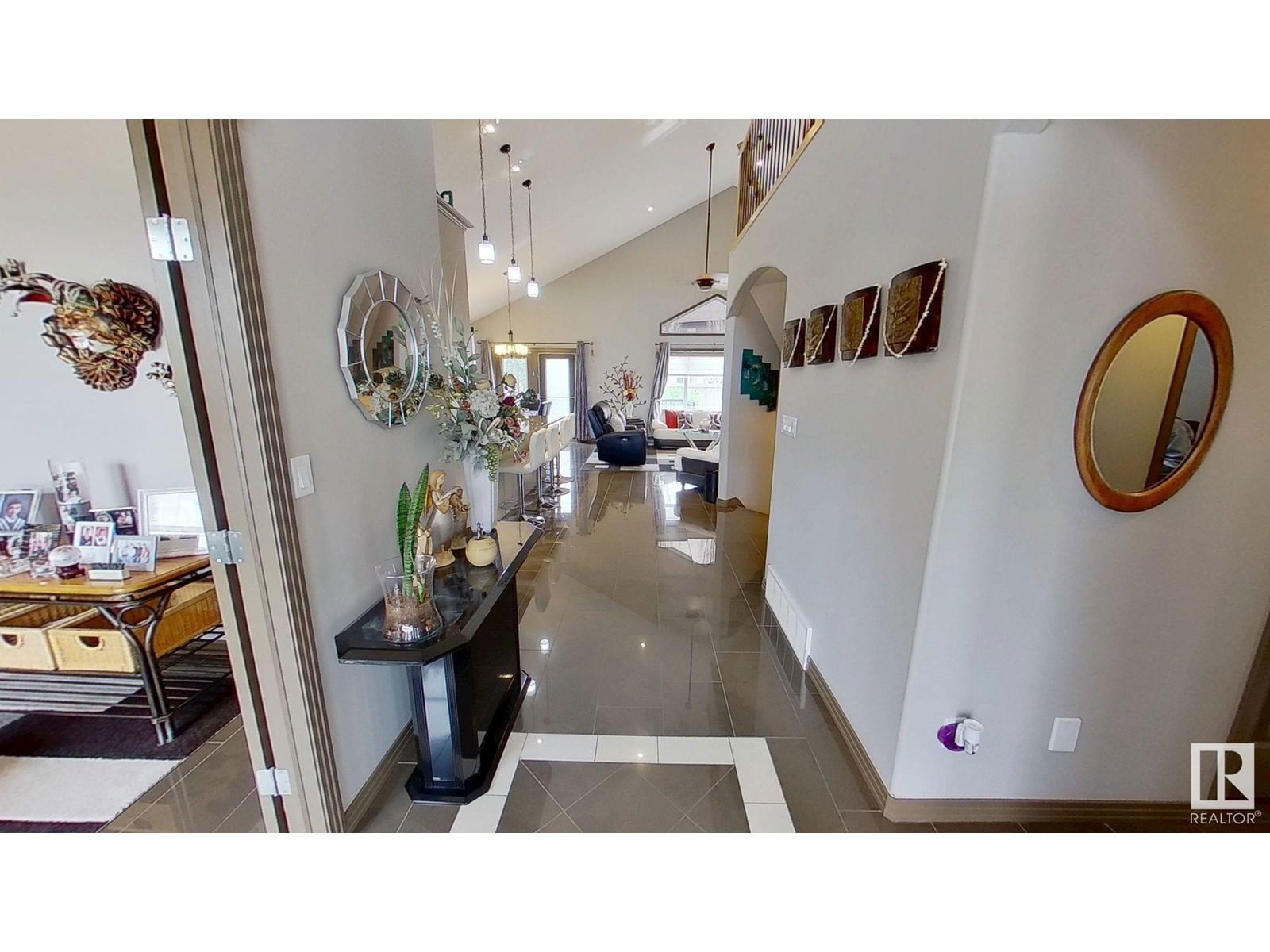 1213 CUNNINGHAM DR Image 2