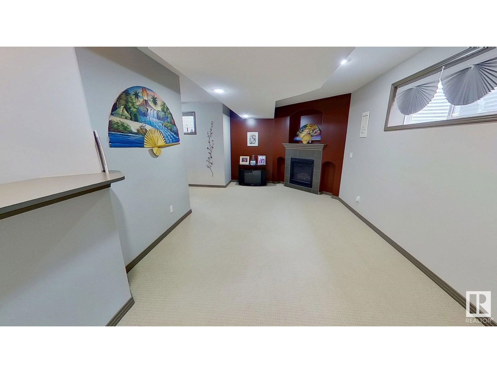 1213 CUNNINGHAM DR Image 23