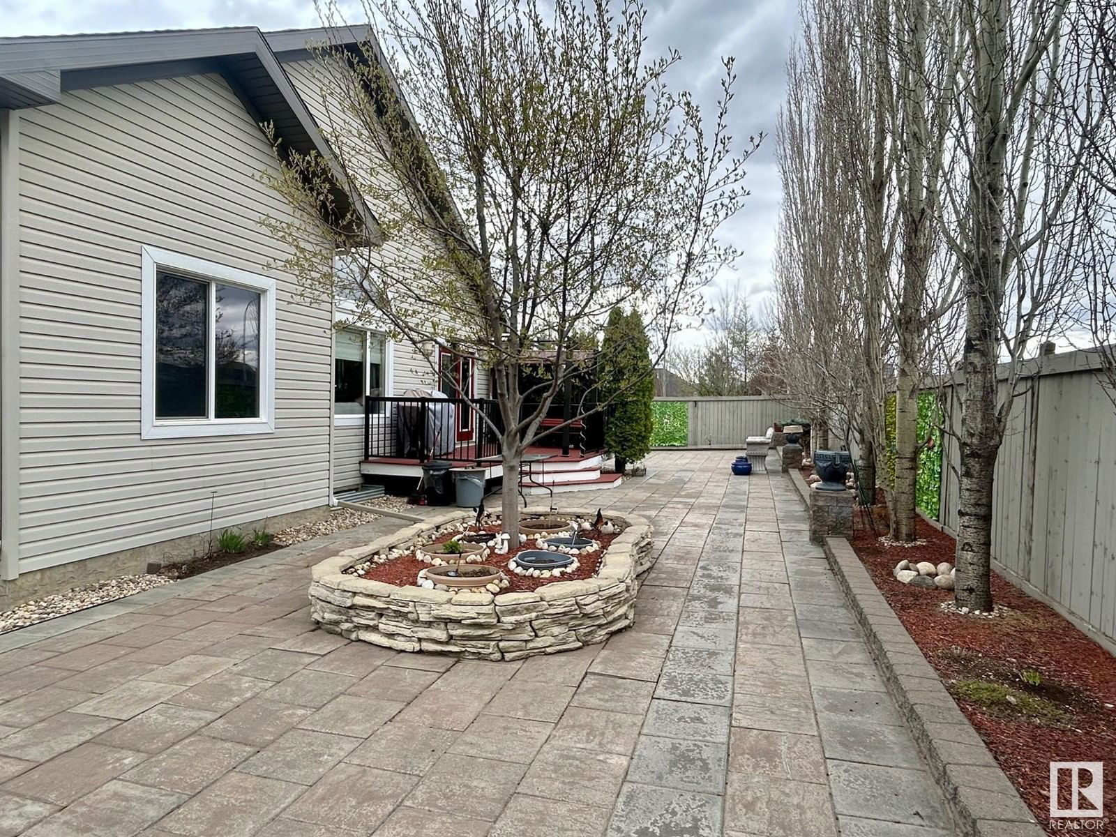 1213 CUNNINGHAM DR Image 29
