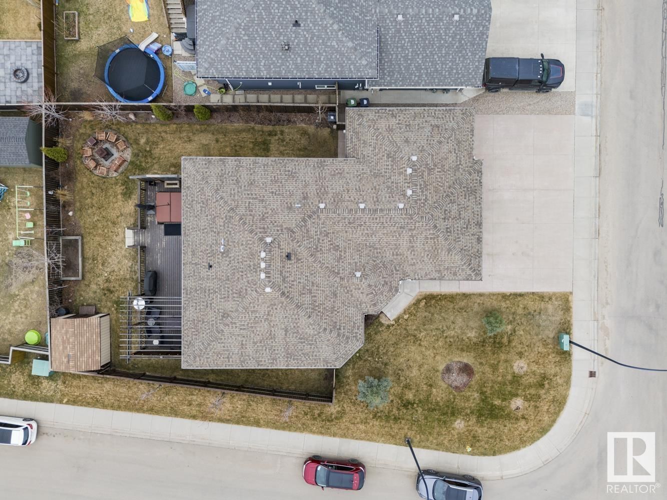 1214 18 AV Image 10