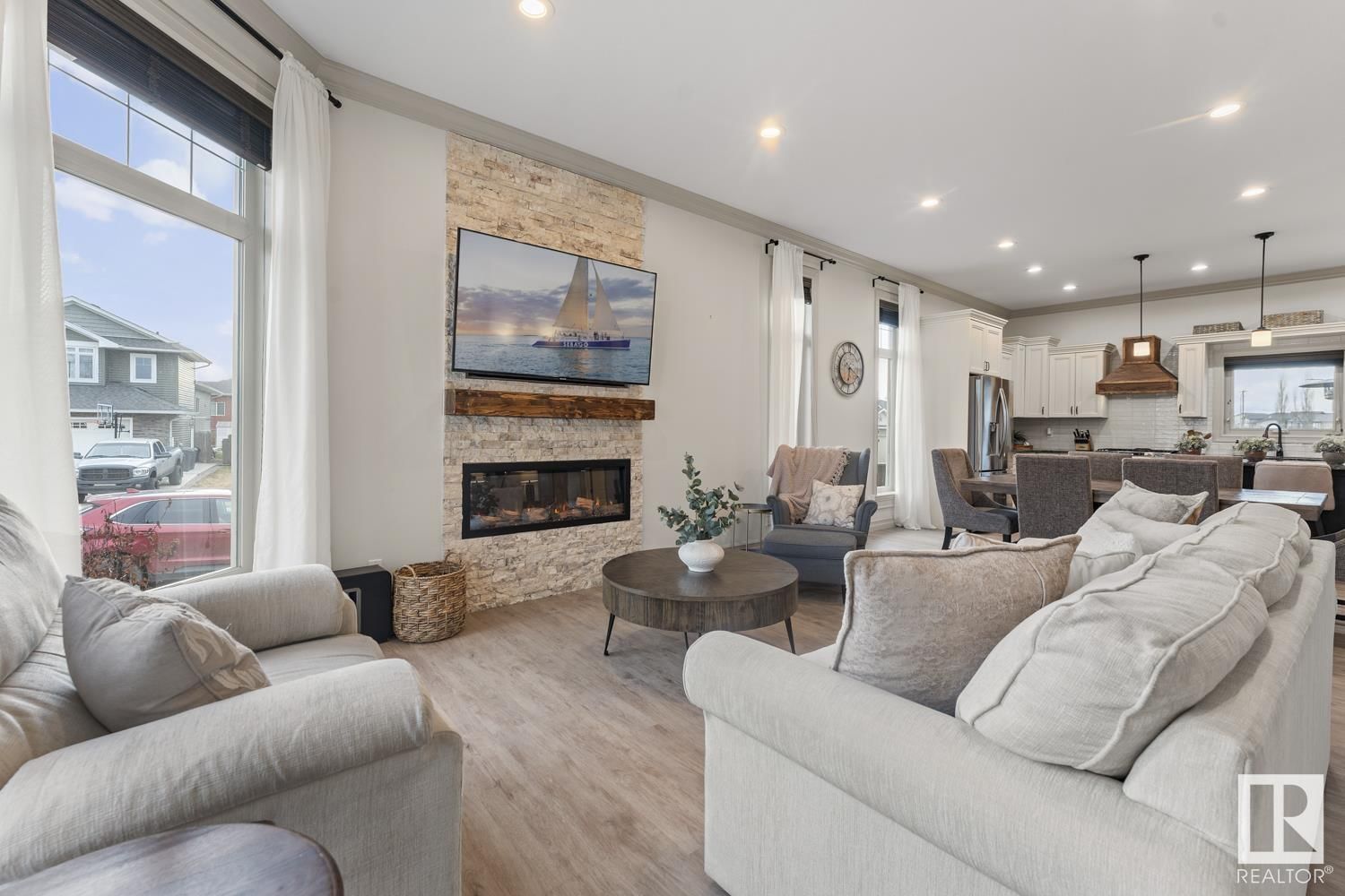 1214 18 AV Image 20