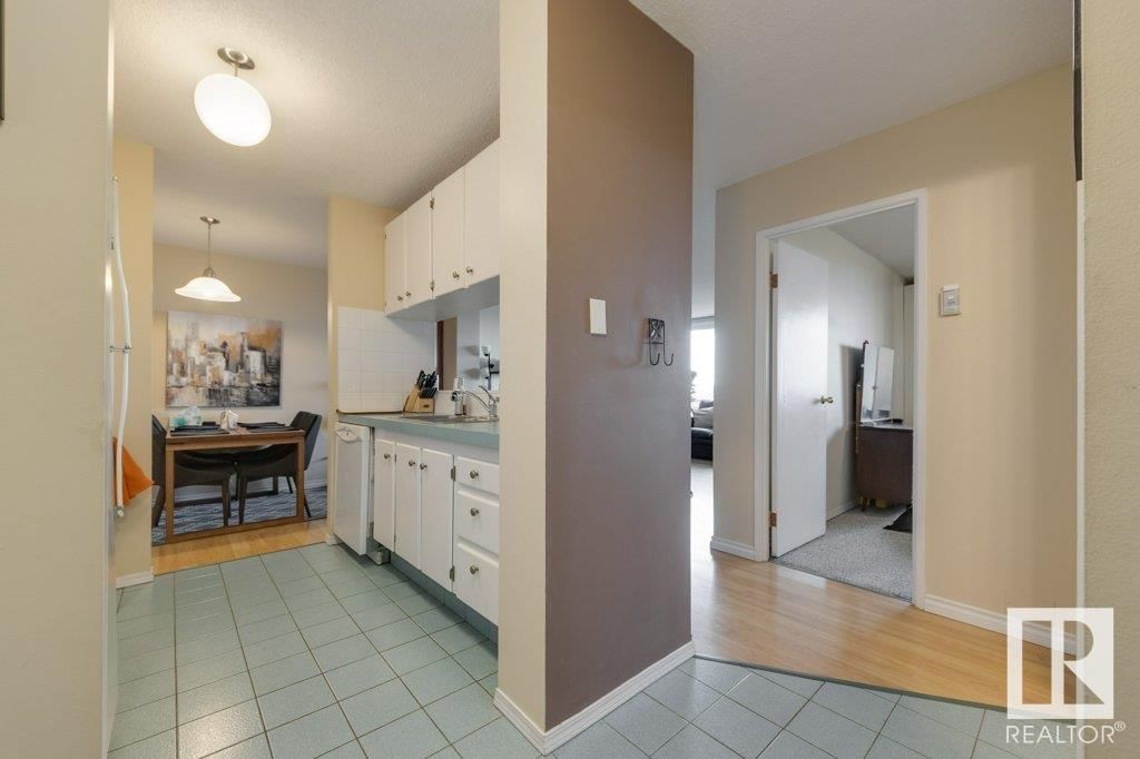 1106 - 8315 105 ST NW Image 3
