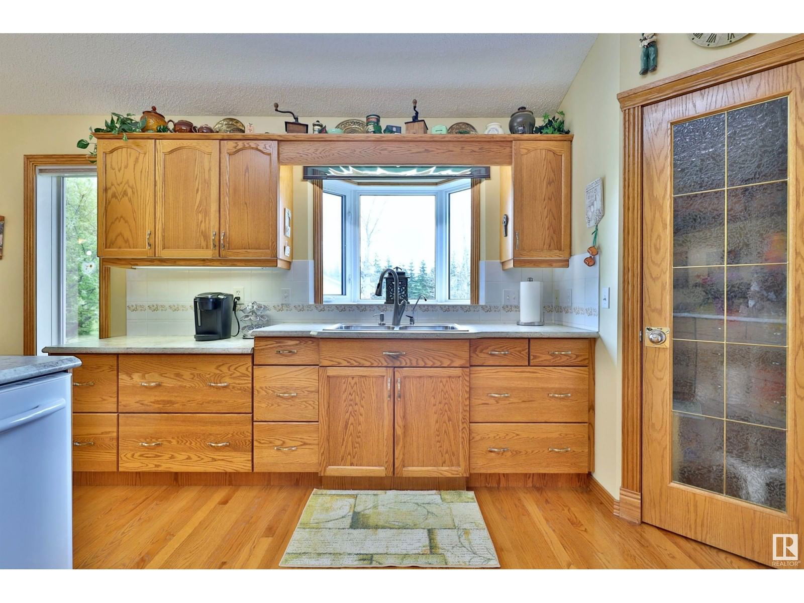 5302 32 ST Image 11