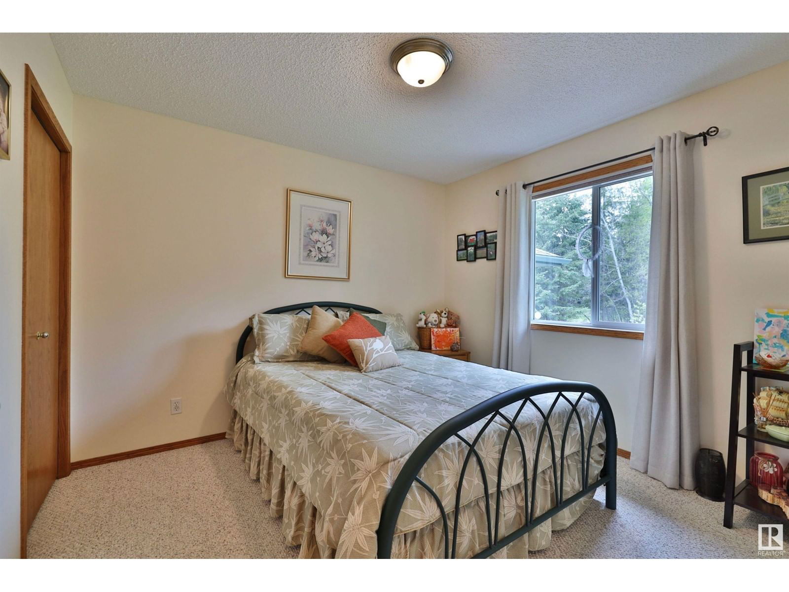 5302 32 ST Image 27