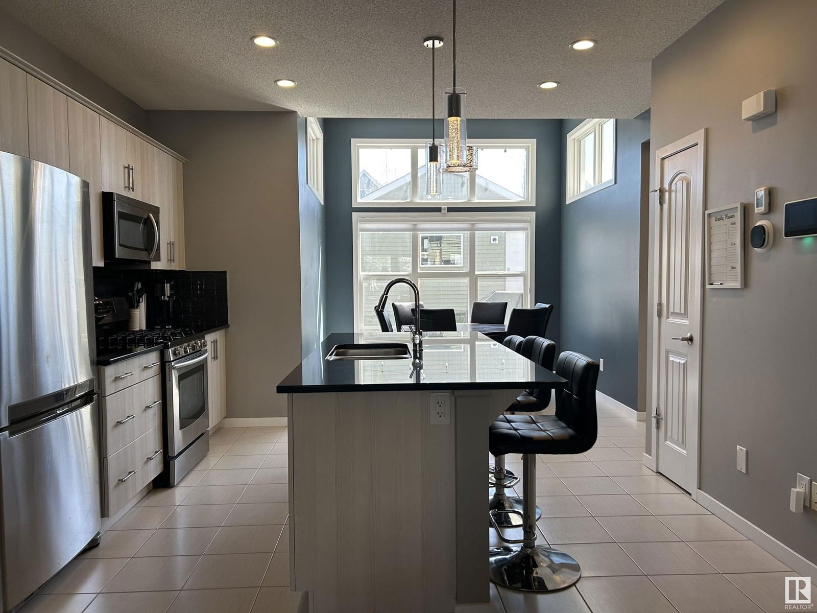 SW - 2227 78 ST Image 10