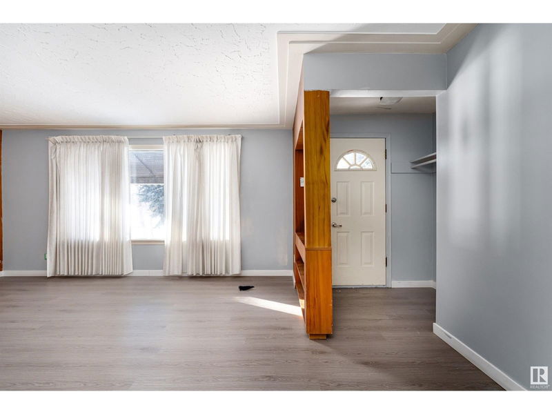 12419 83 St Edmonton, Alberta