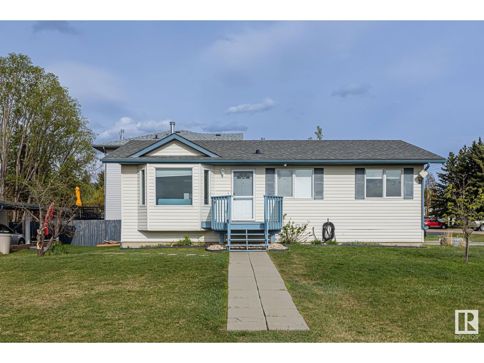 430 ST. JOHN ST Image 11