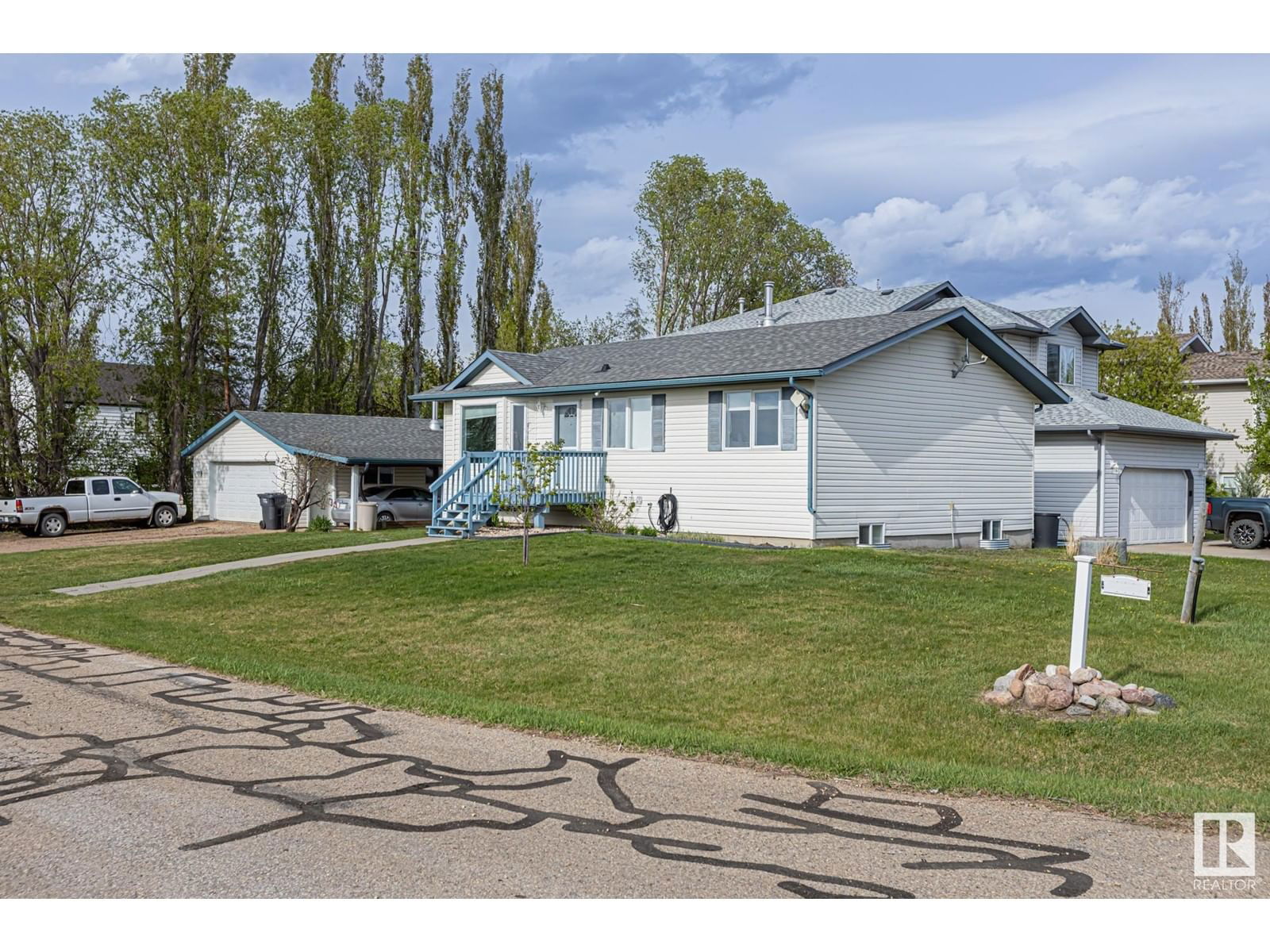 430 ST. JOHN ST Image 14