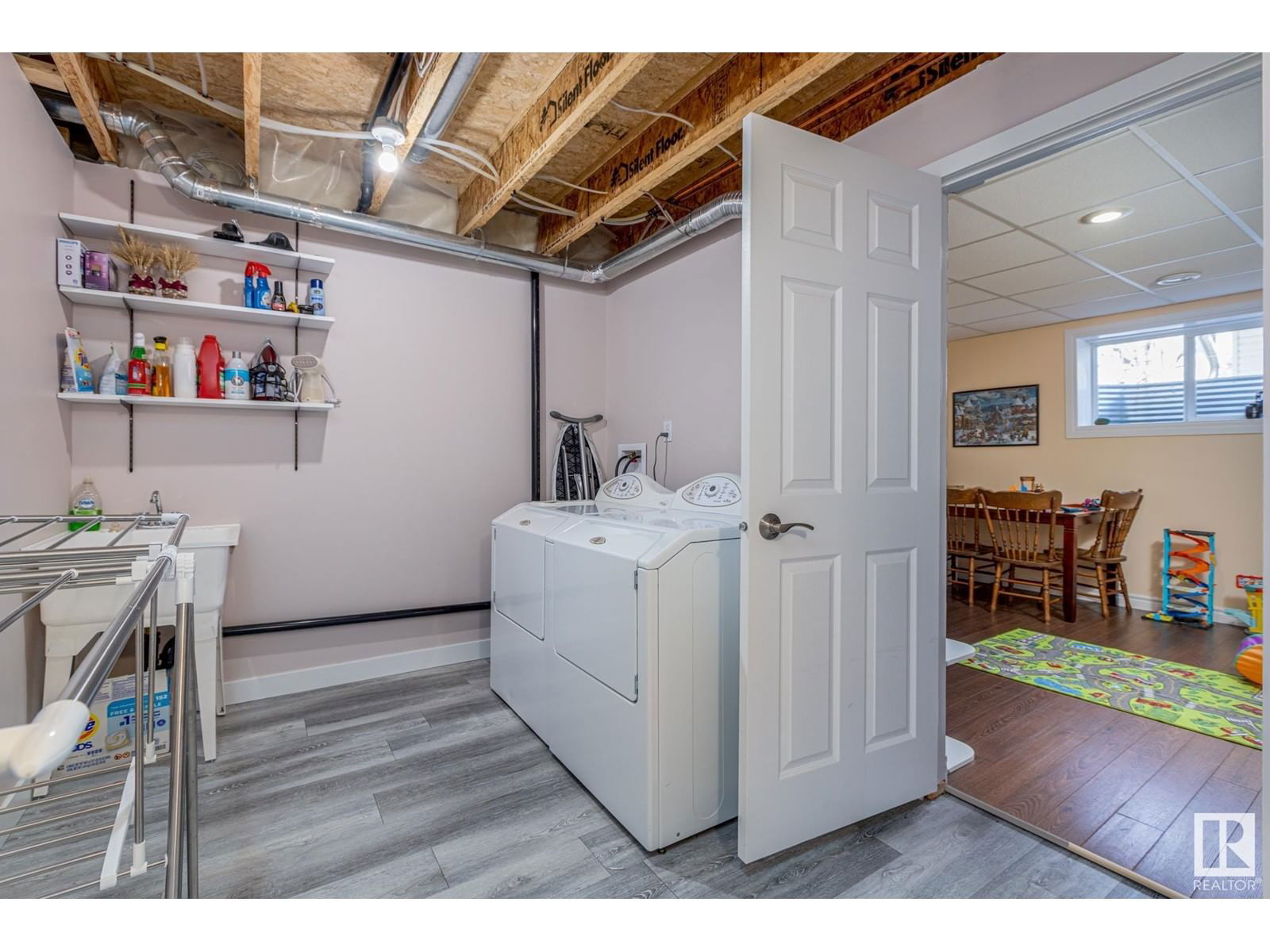 430 ST. JOHN ST Image 53