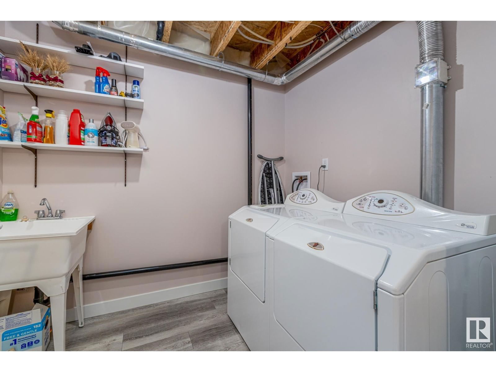 430 ST. JOHN ST Image 54
