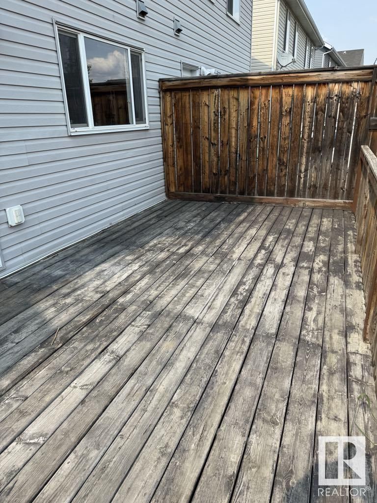 SW - 7113 21 AV Image 71