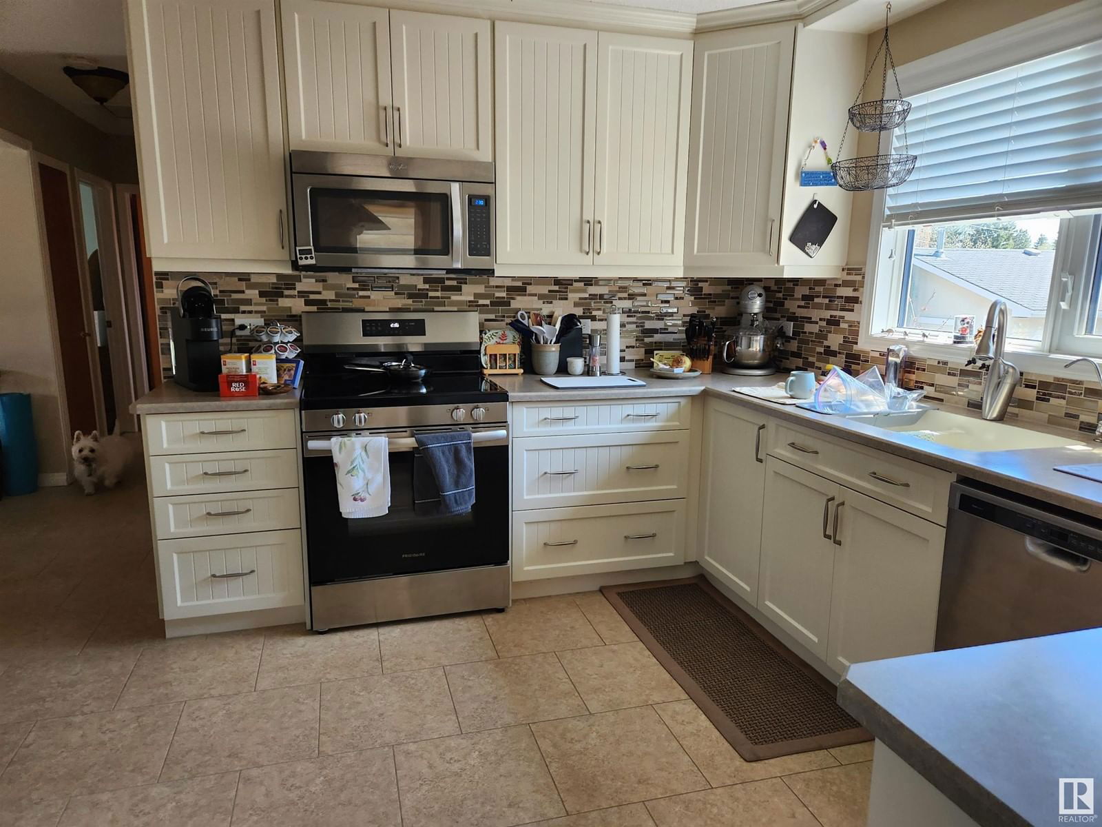 11511 43 AV Image 7