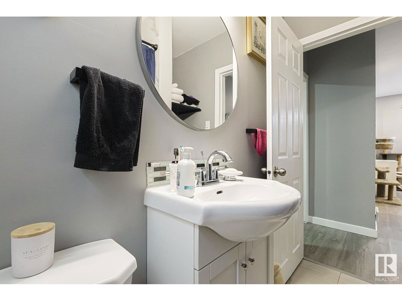 Nw - 11540 83 St Edmonton, Alberta