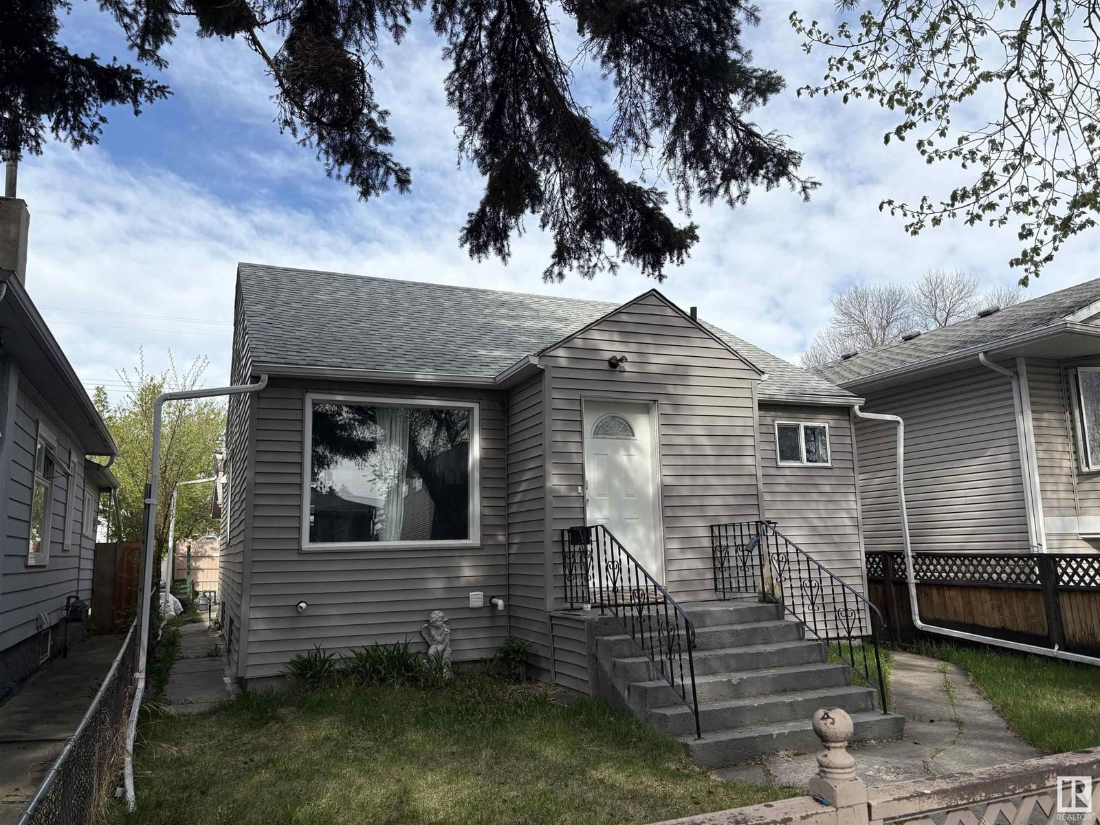 Nw - 11540 83 St Edmonton, Alberta