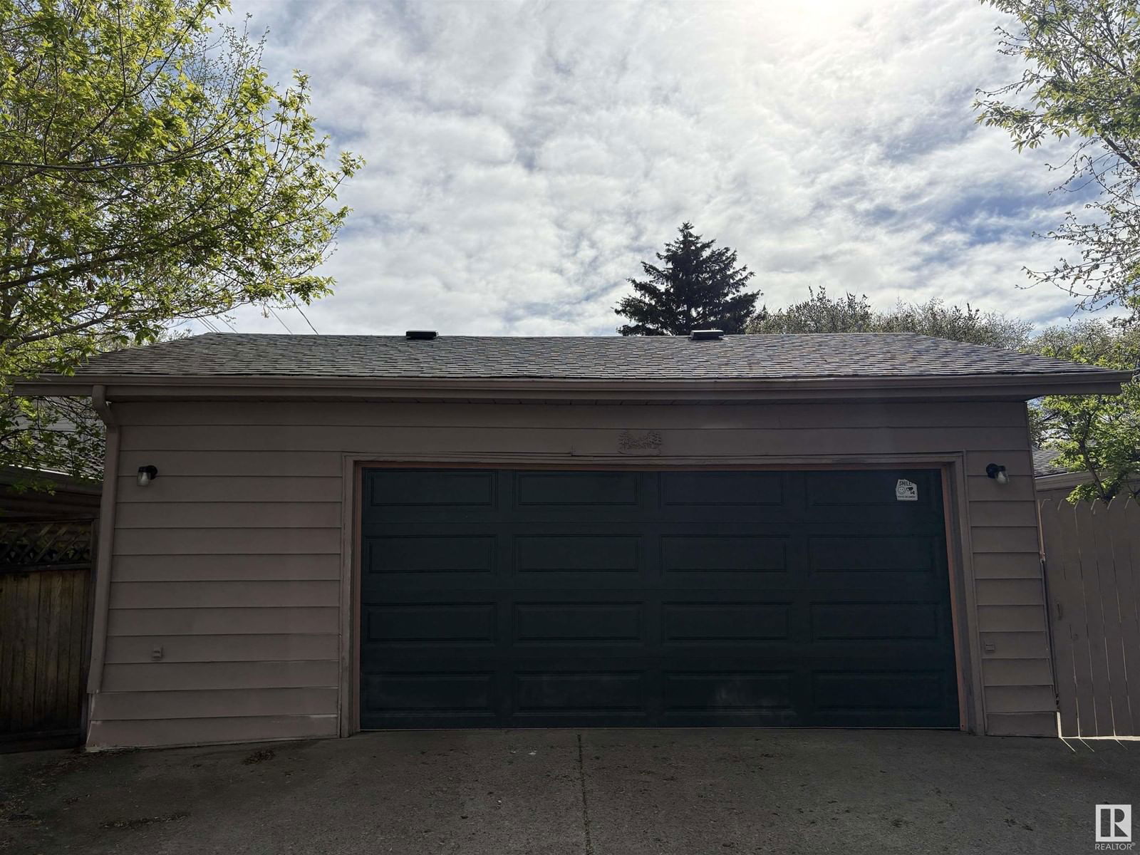 Nw - 11540 83 St Edmonton, Alberta