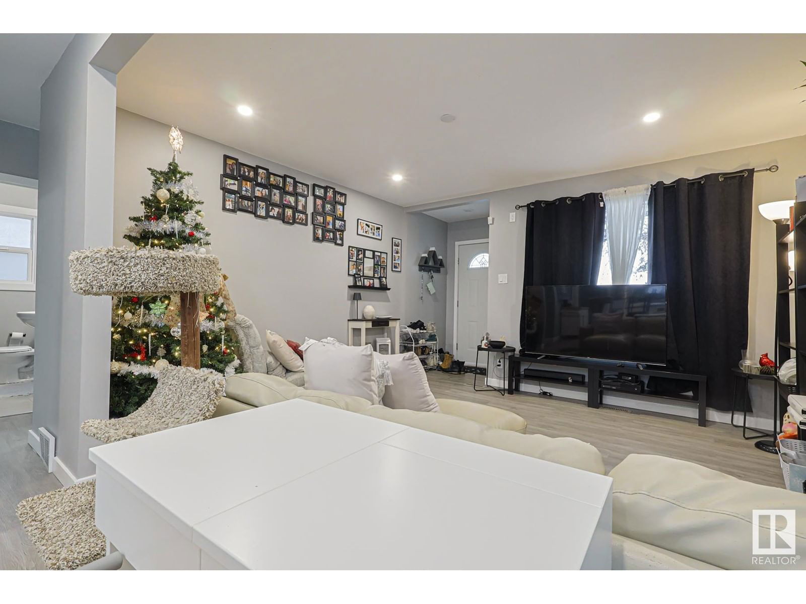 Nw - 11540 83 St Edmonton, Alberta