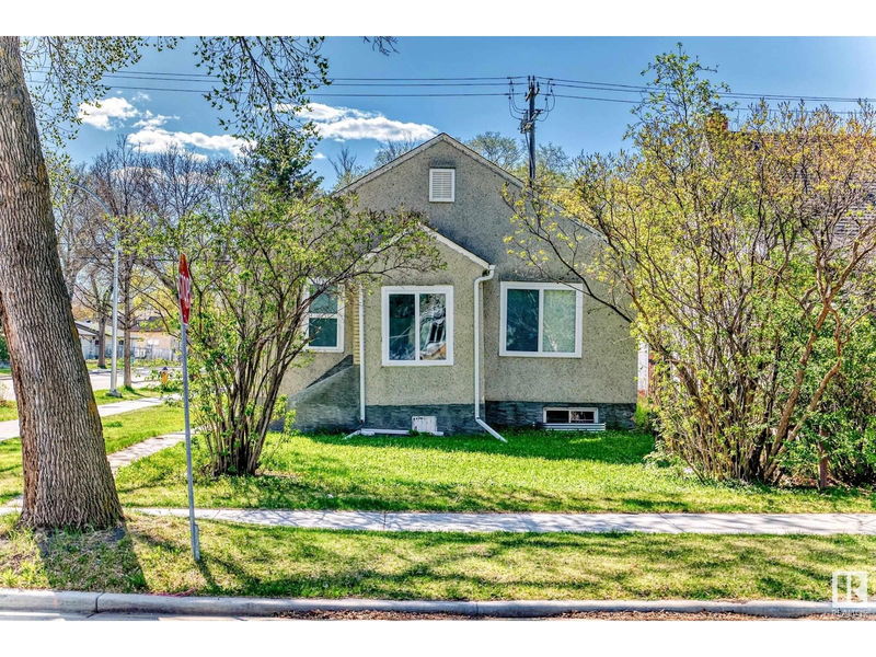 Nw - 11902 90 St Edmonton, Alberta