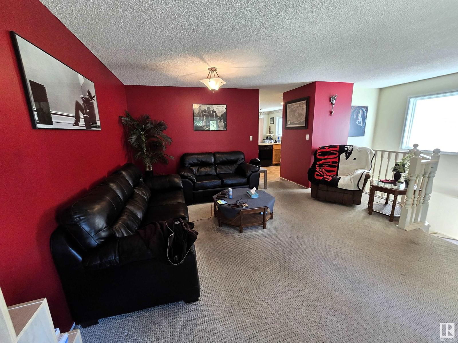 823 JOHNS CL Image 7