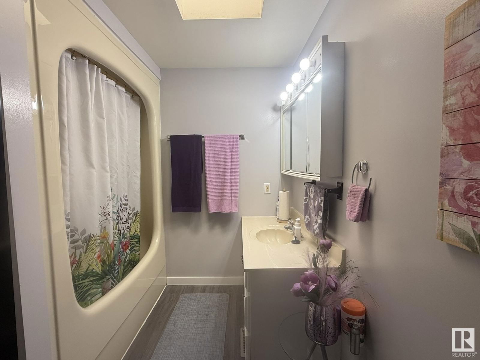10622 150 St Edmonton, Alberta