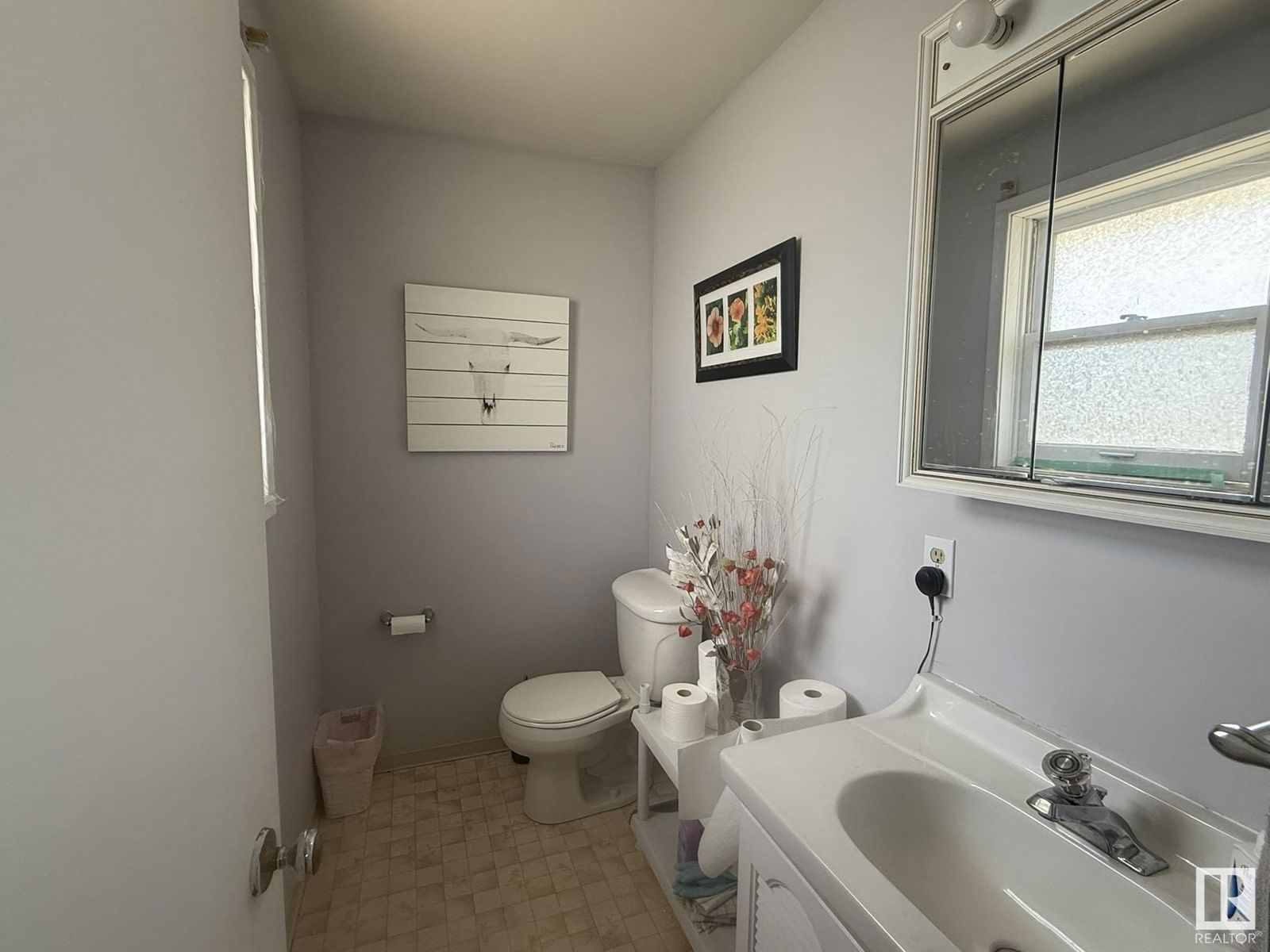 10622 150 St Edmonton, Alberta