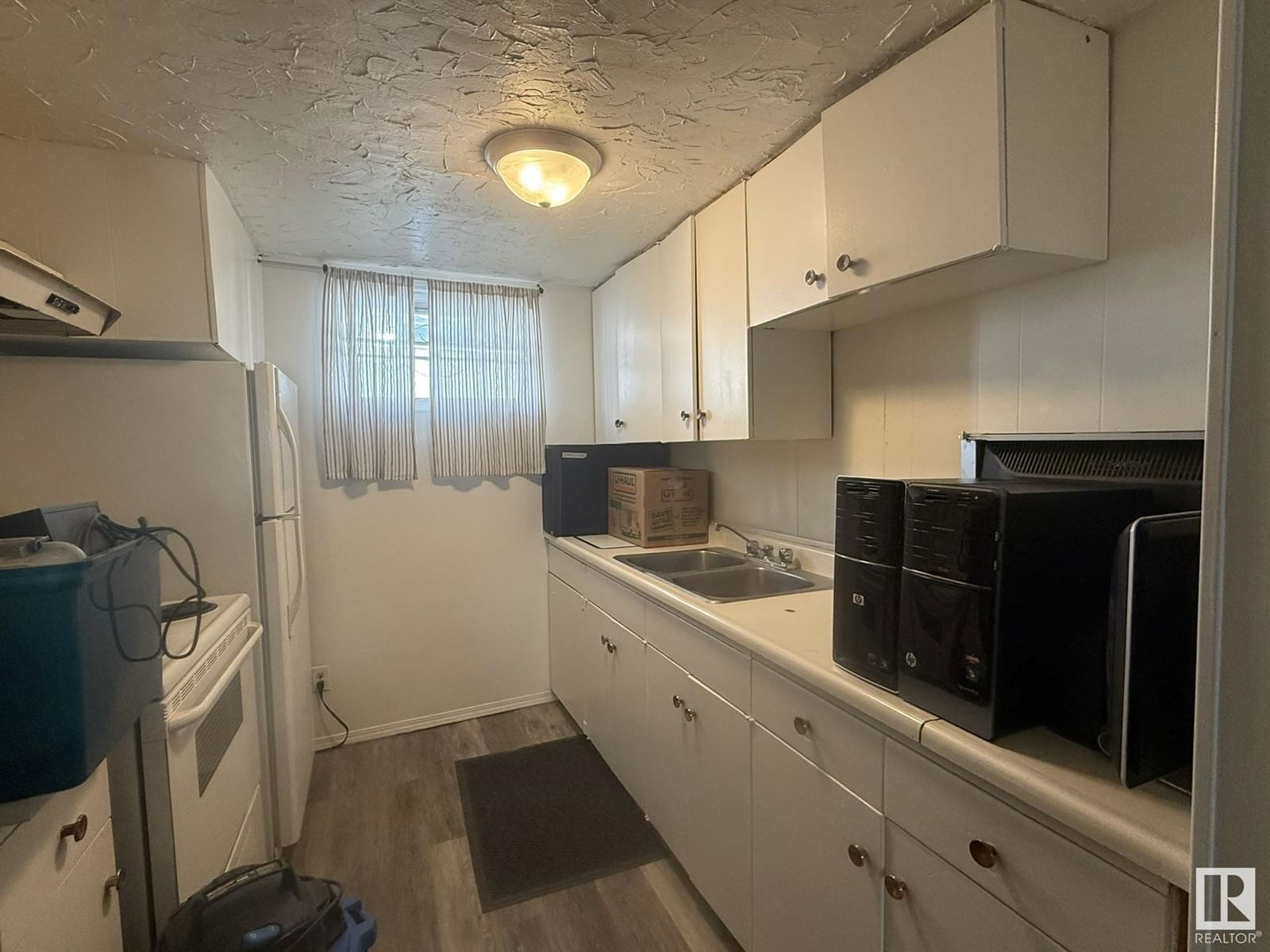 10622 150 St Edmonton, Alberta
