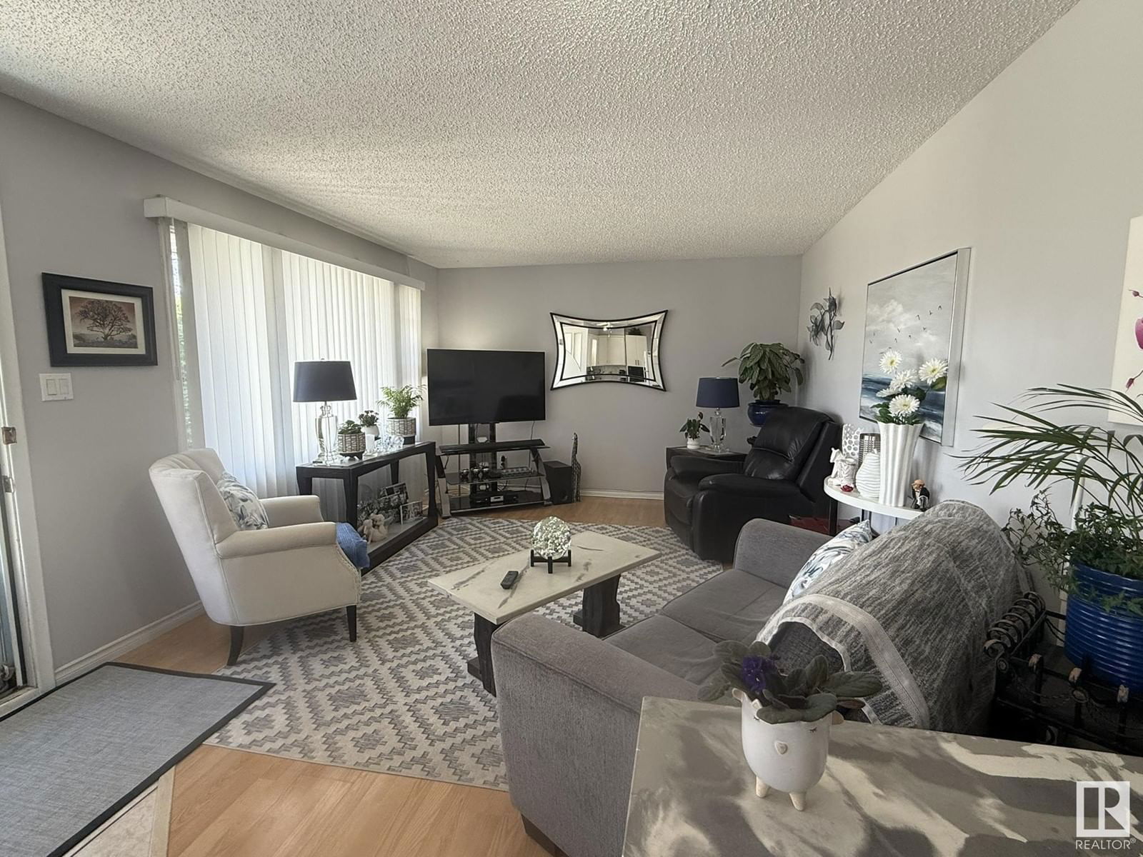 10622 150 St Edmonton, Alberta