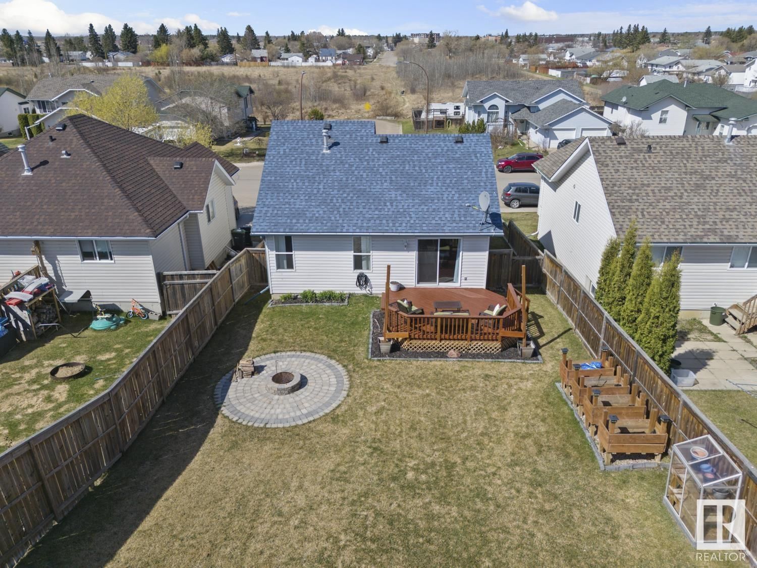 4801 45 ST Image 4