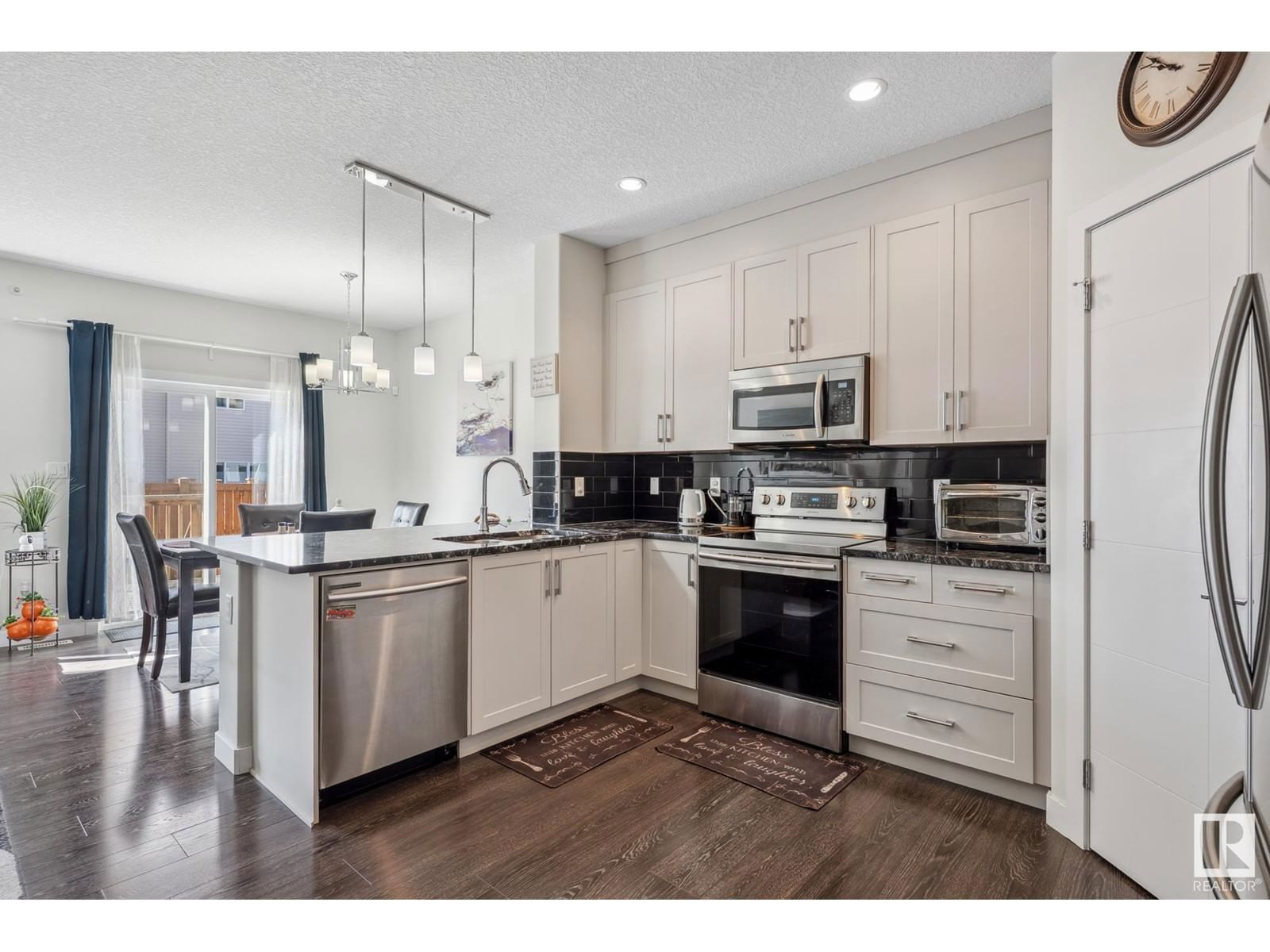 9164 COOPER CR Image 5