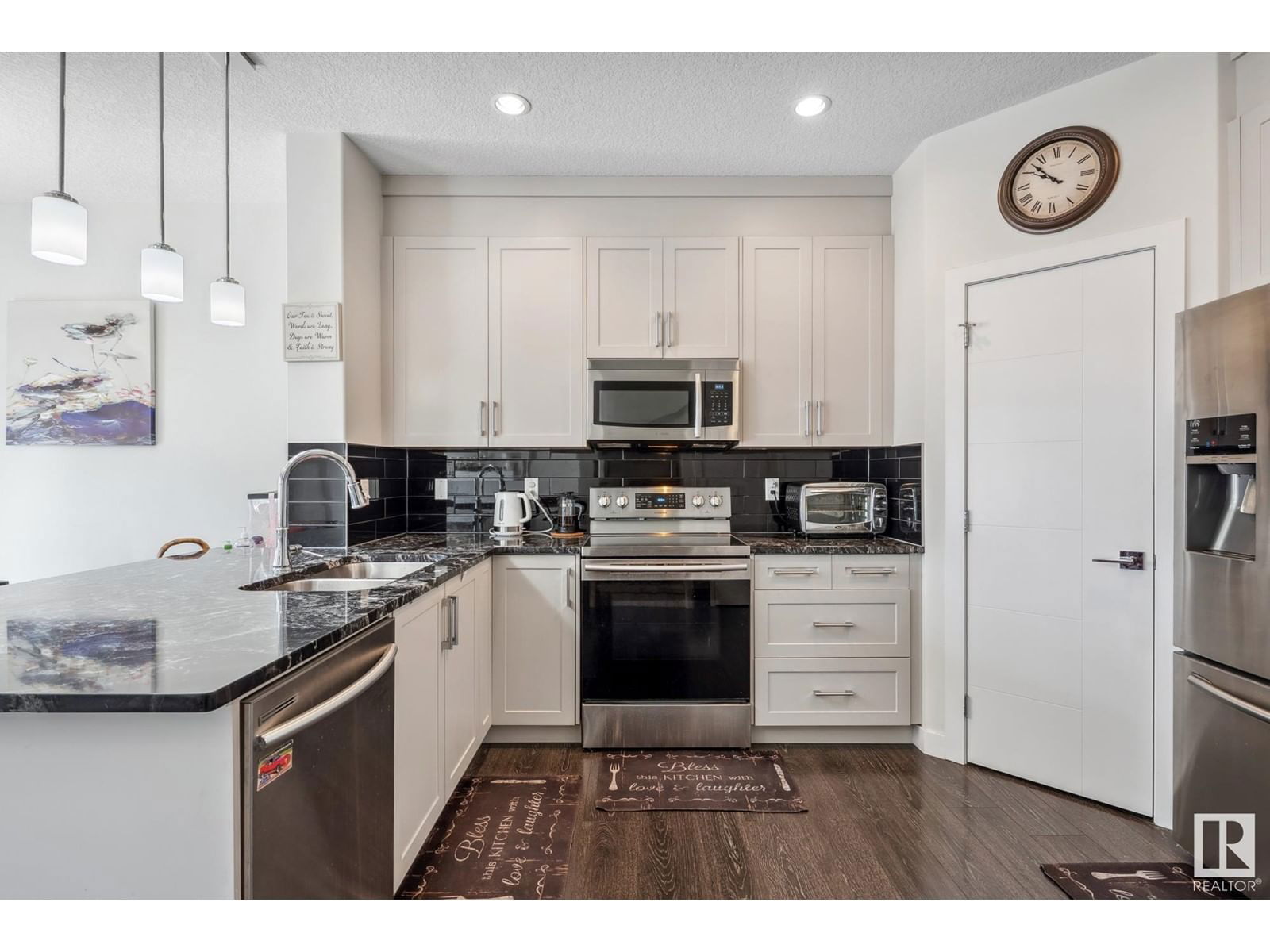 9164 COOPER CR Image 6