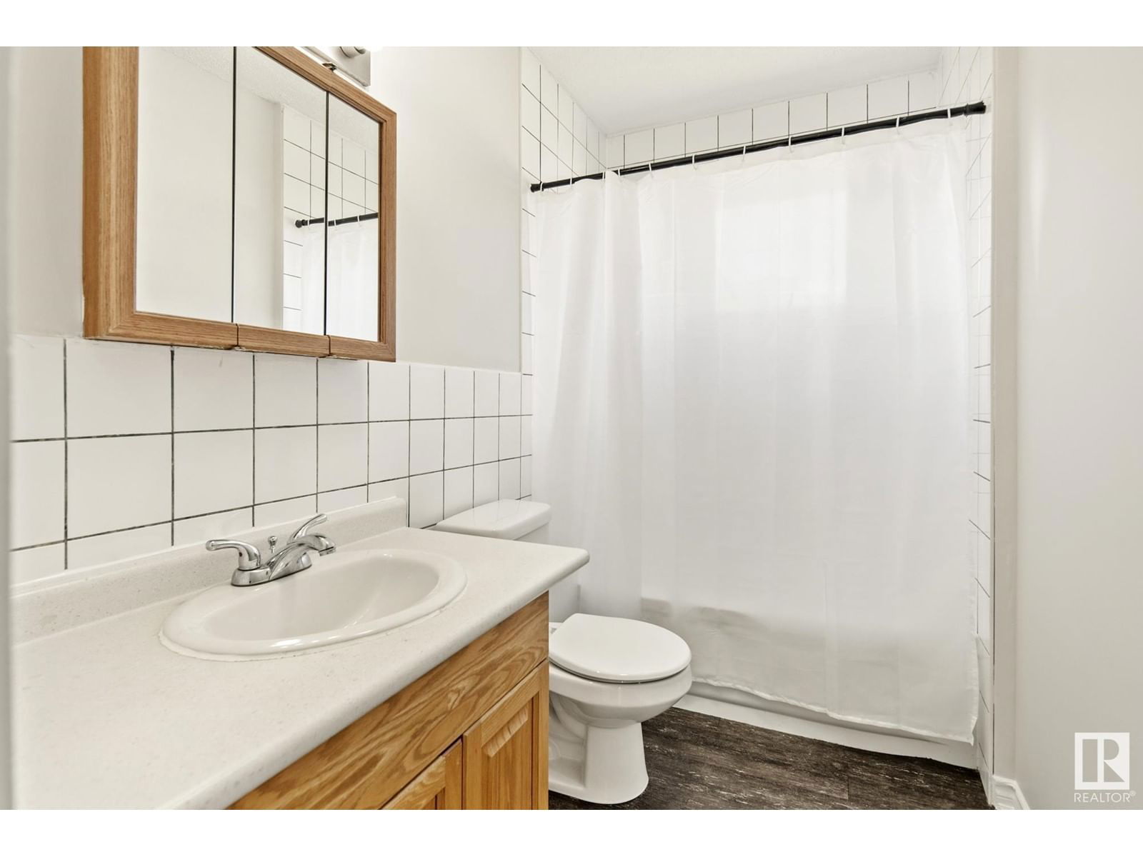 Nw - 12722 113a St Edmonton, Alberta