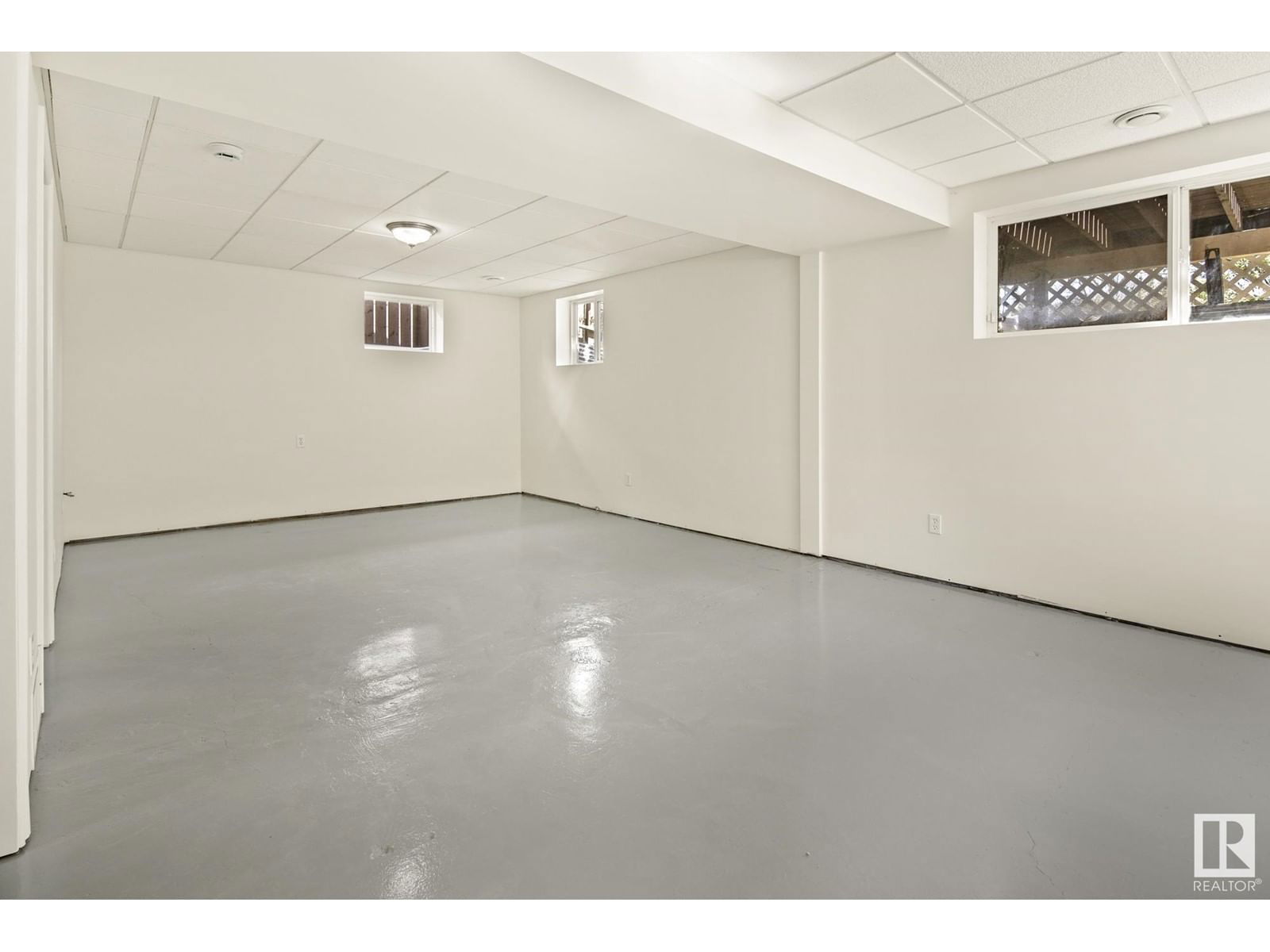 Nw - 12722 113a St Edmonton, Alberta