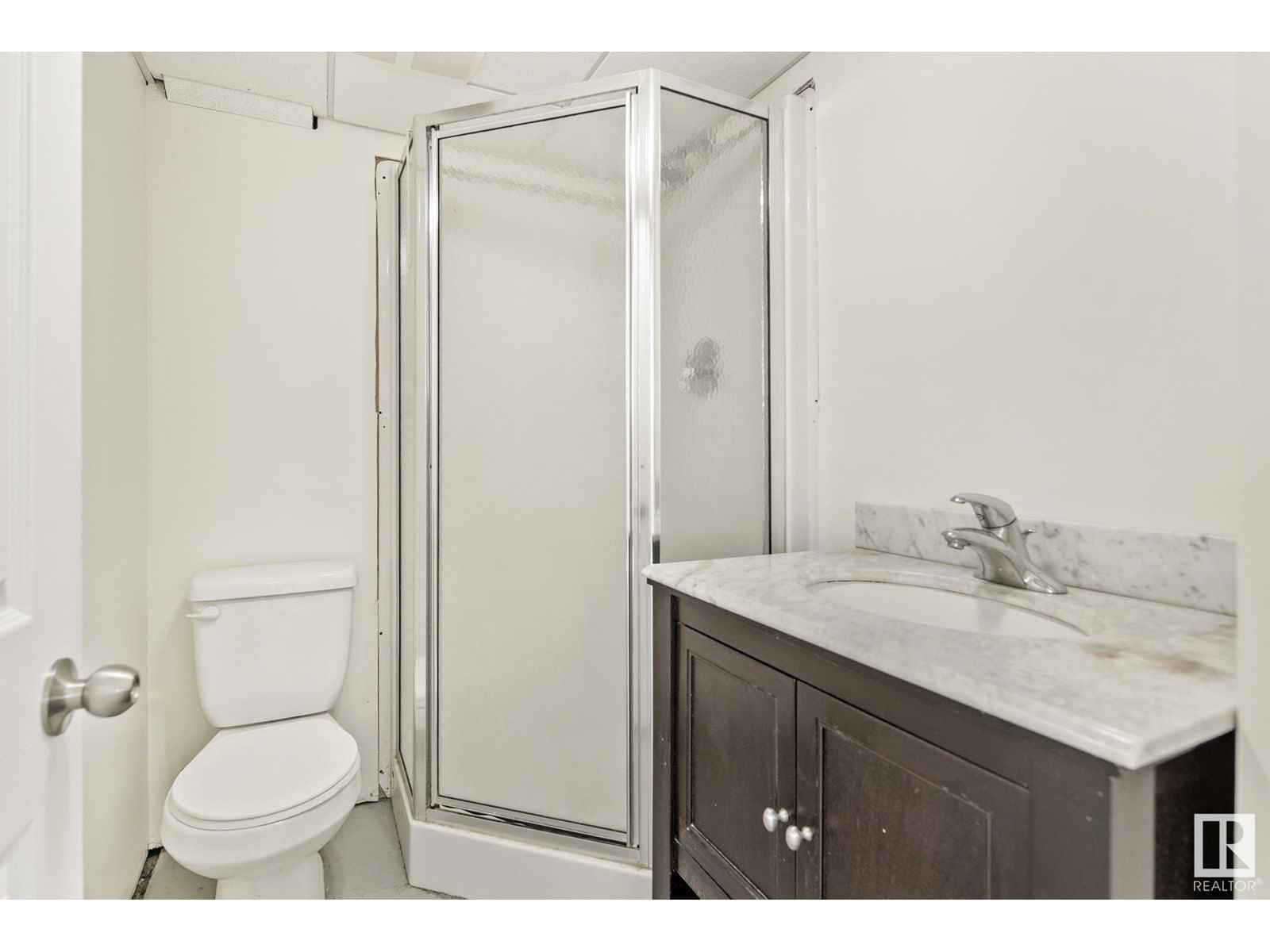 Nw - 12722 113a St Edmonton, Alberta