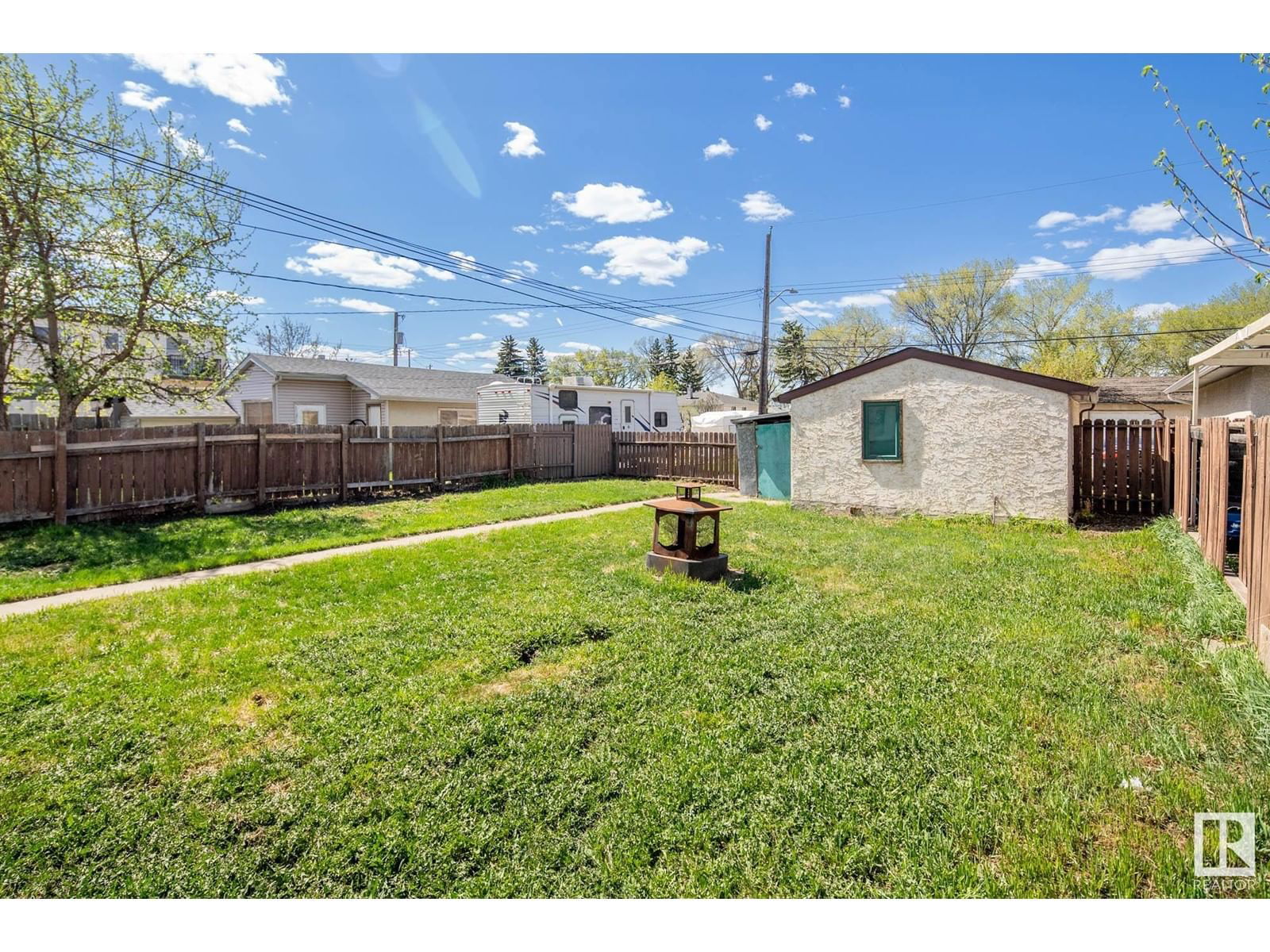 Nw - 12722 113a St Edmonton, Alberta