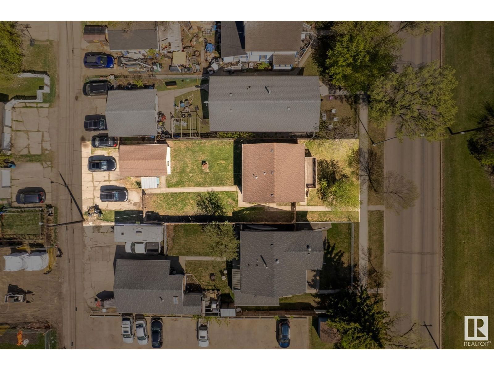 Nw - 12722 113a St Edmonton, Alberta