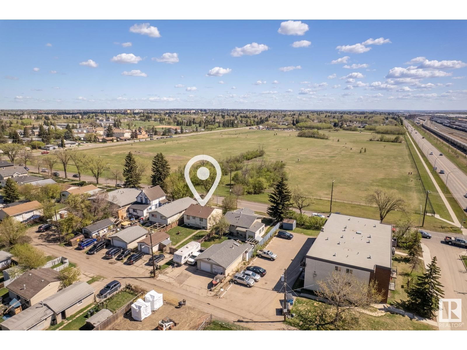 Nw - 12722 113a St Edmonton, Alberta
