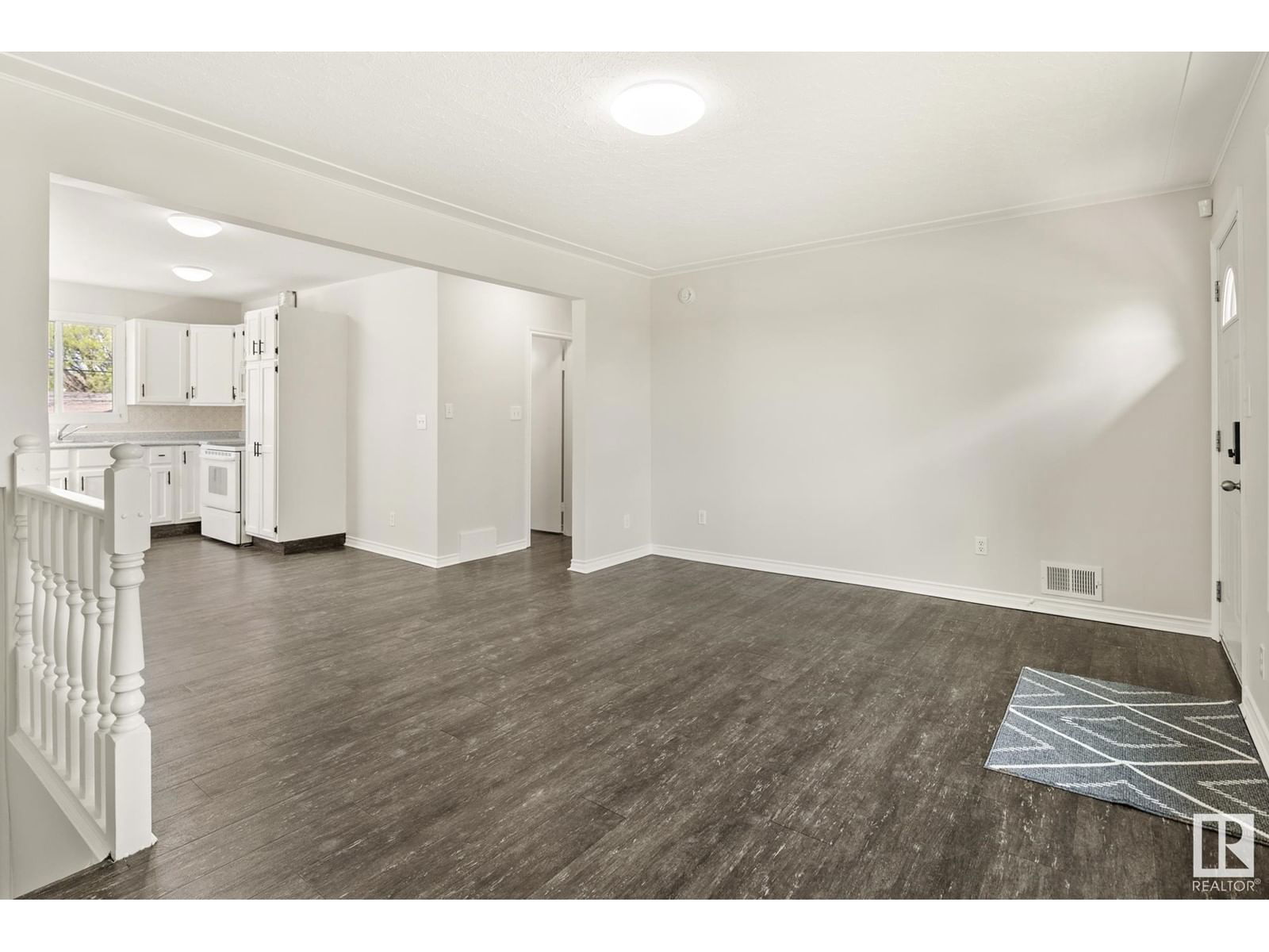 Nw - 12722 113a St Edmonton, Alberta