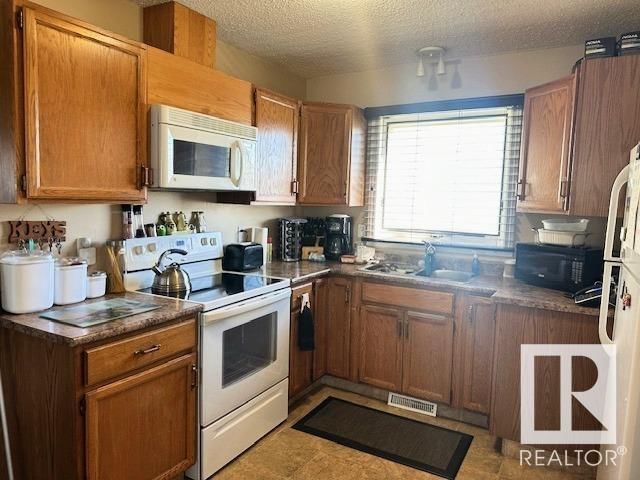14616 37 St Edmonton, Alberta