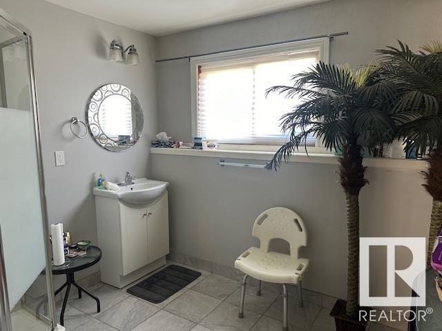14616 37 St Edmonton, Alberta
