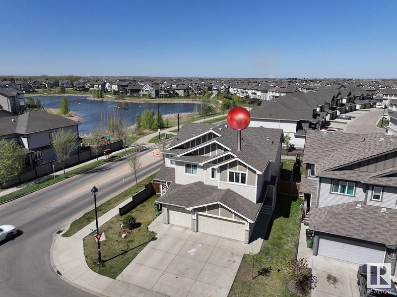 17720 8 Av Edmonton, Alberta